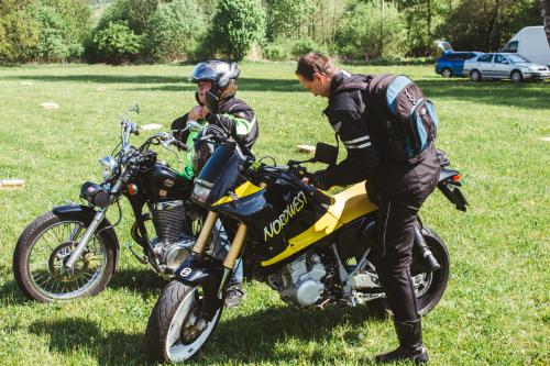 Žehnání motorek